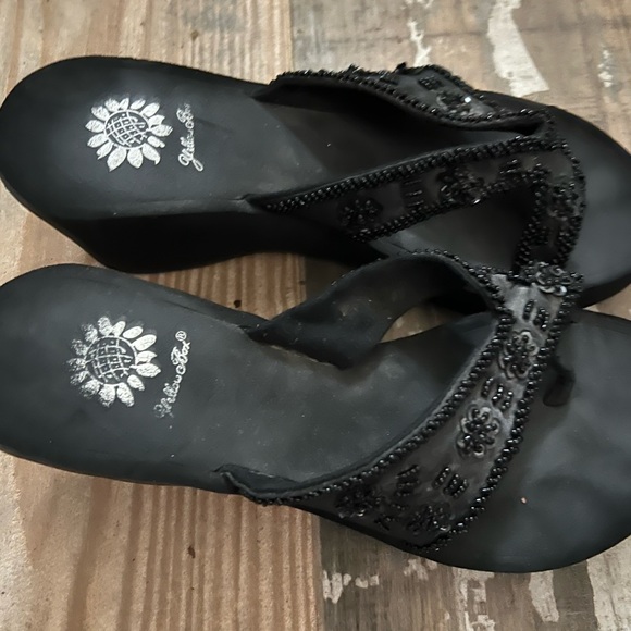 Womens Yellow Box Heeled Sandals. Size 7. - Picture 2 of 5